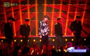 엑소(EXO) 레이, 중국 아이돌 히츠(IDOL HITS) 음악 차트 5주 연속 1위