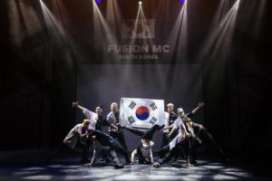 퓨전엠씨, 댄스 서바이벌 프로그램 ‘쇼다운’에서 최강을 겨룬다